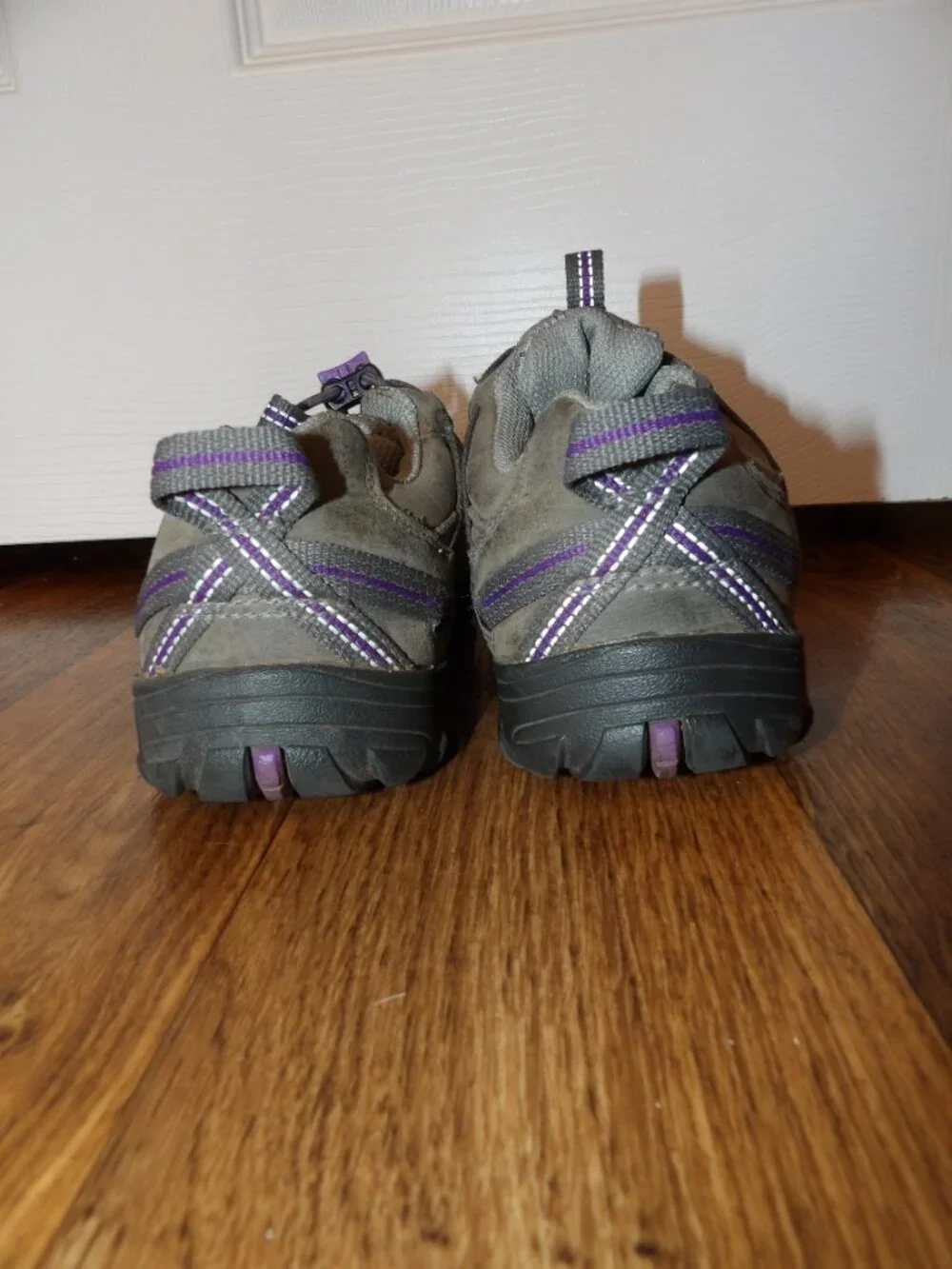 Keen good hiking